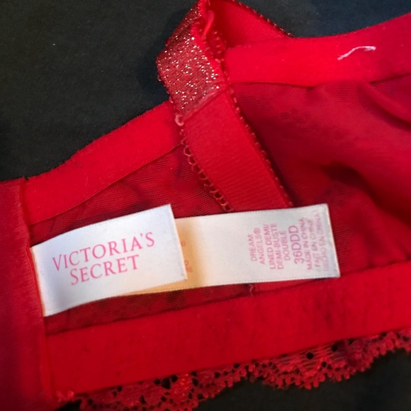 Red Victoria’s Secret Bra - Picture 3 of 7
